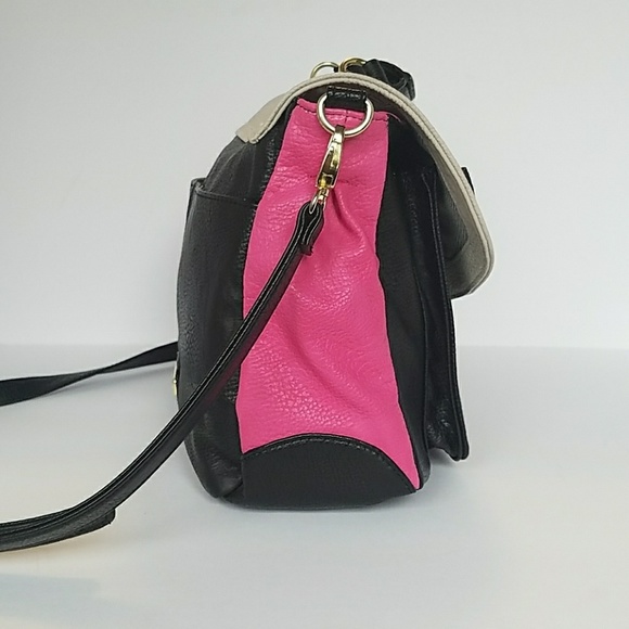 Steve Madden Color Block Handbag - Picture 3 of 5